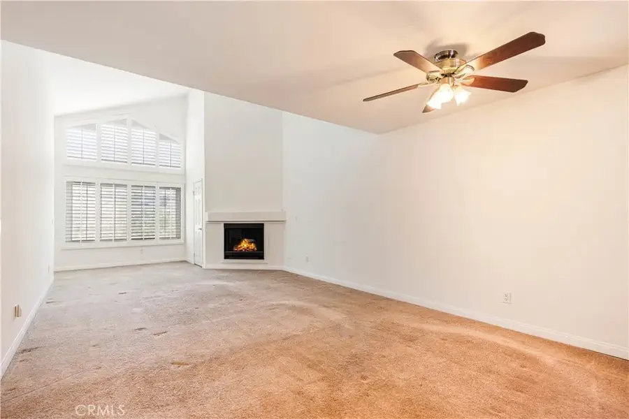 5530 Owensmouth Avenue #324, Woodland Hills, CA 91367 - #2