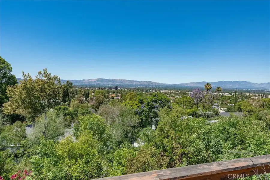 18070 Boris Drive, Encino, CA 91316 - #2