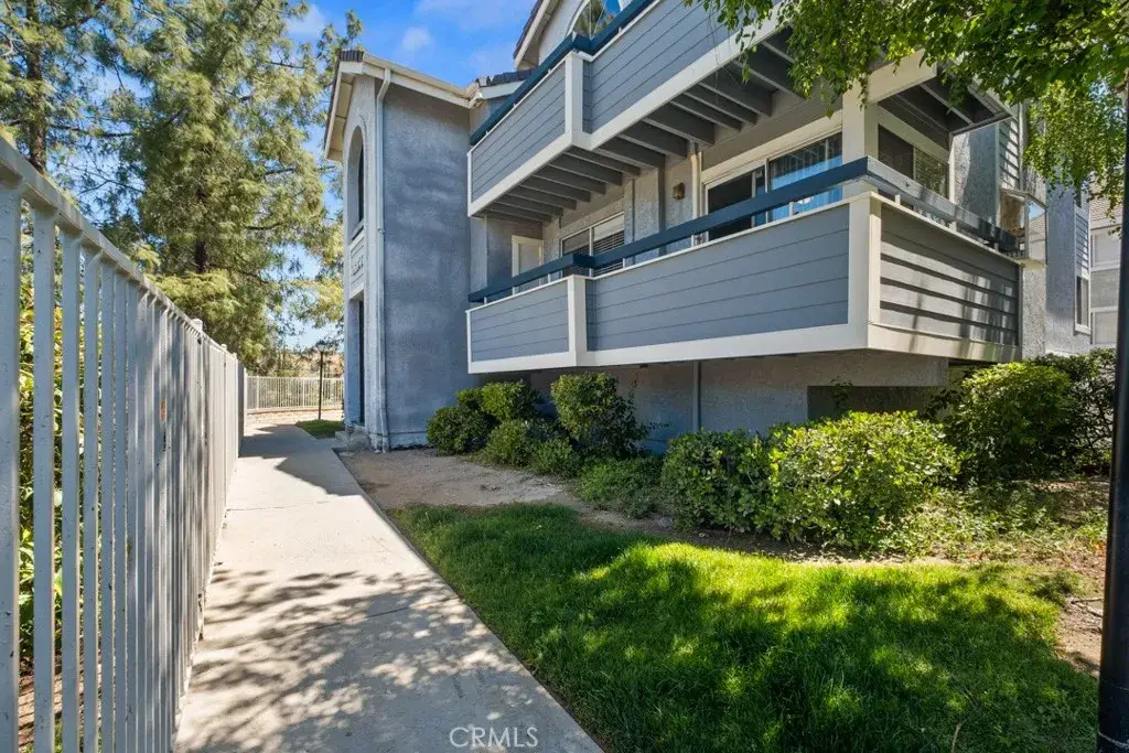 26974 Flo Ln #303, Canyon Country, CA 91351 - #1