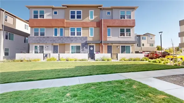27131 Observation Court, Valencia, CA 91381