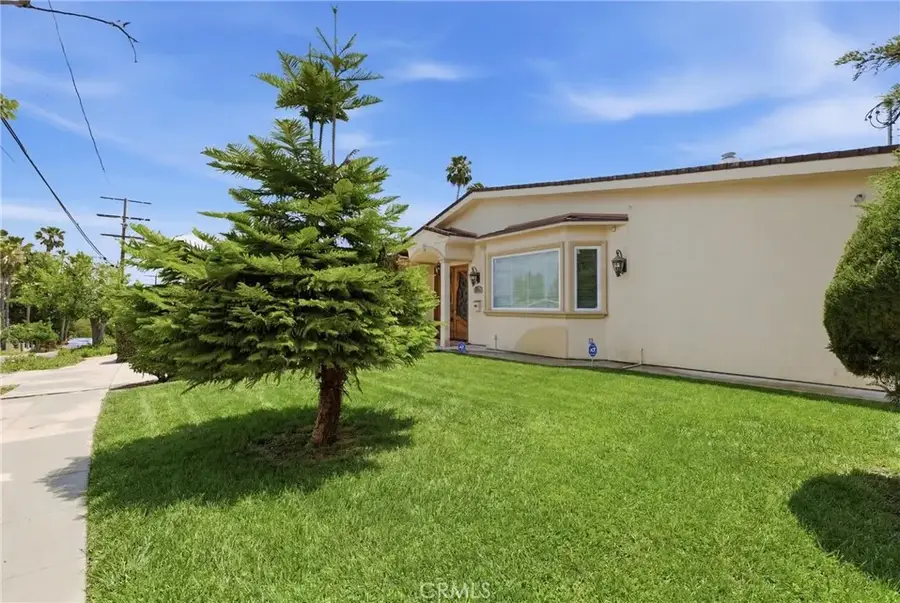 20434 Clark, Woodland Hills, CA 91367 - #2