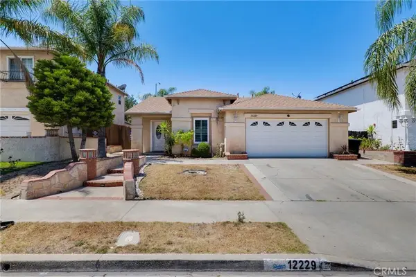 12229 Canyon Hill, Sylmar, CA 91342