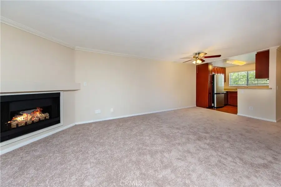 5510 Owensmouth Ave #204, Woodland Hills, CA 91367 - #2
