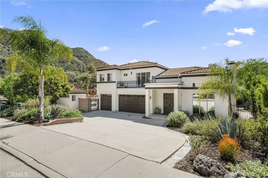 2305 Waring, Agoura Hills, CA 91301 - #2