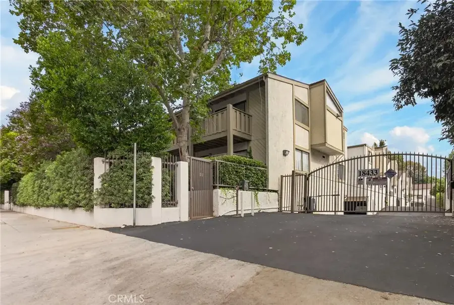 18433 Hatteras #507, Tarzana, CA 91356 - #3