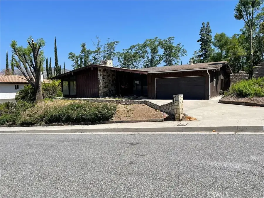 22235 Parthenia Street, Canoga Park, CA 91304 - #3