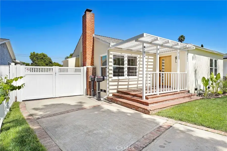 6722 Katherine Avenue, Van Nuys, CA 91405 - #2