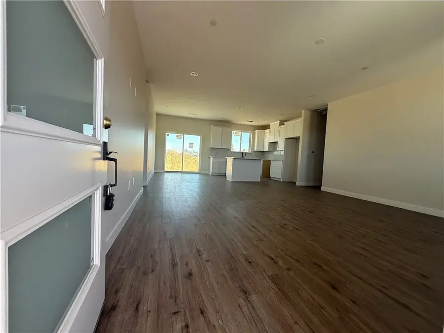 21600 Hacienda Boulevard, California City, CA 93505 - #3