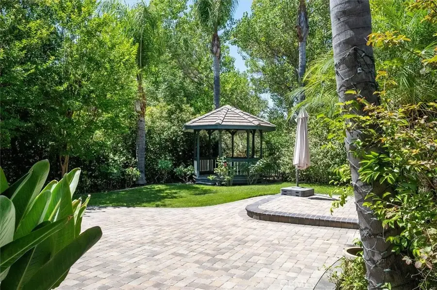 24905 Ironwood, Valencia, CA 91355 - #2
