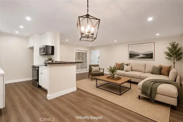 5320 Zelzah Avenue #201, Encino, CA 91316