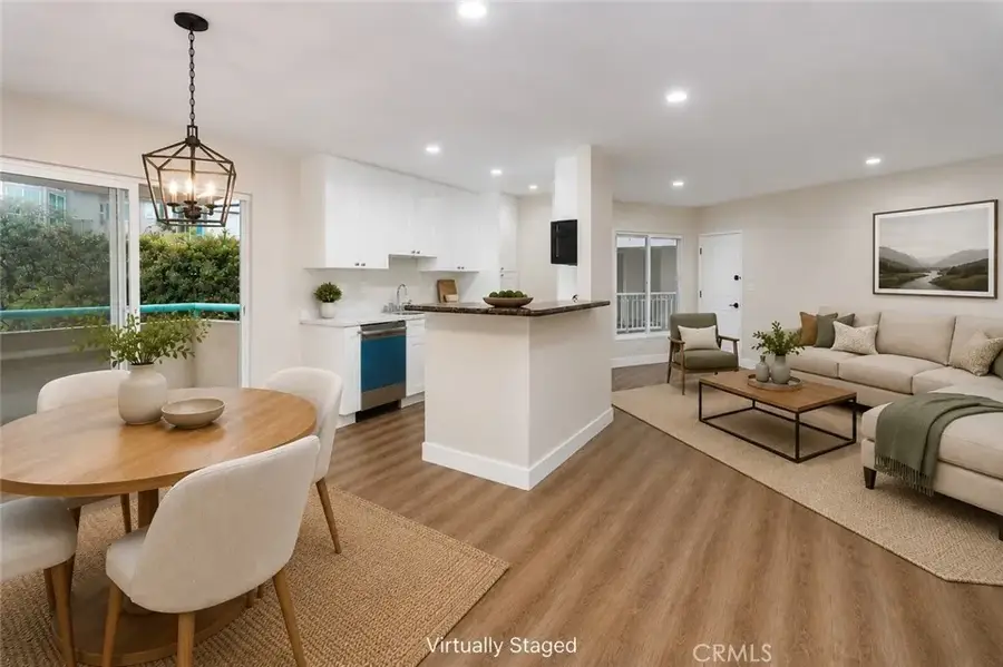 5320 Zelzah Avenue #201, Encino, CA 91316 - #3
