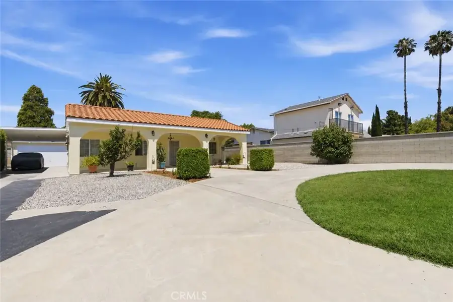 8019 Hatillo, Winnetka, CA 91306 - #2