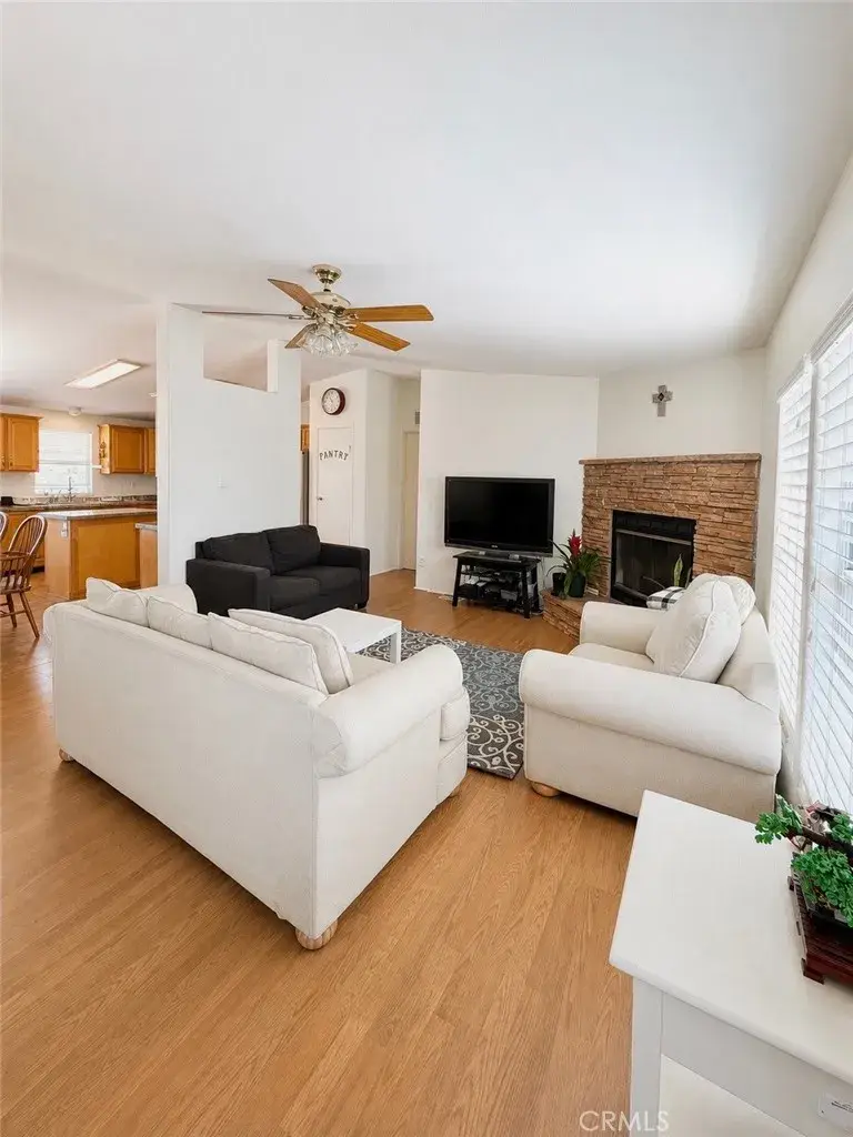 27361 Sierra Hwy #192, Canyon Country, CA 91351 - #2