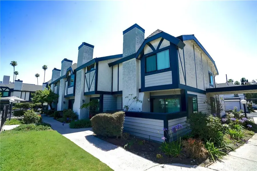 19231 Sherman Way #25, Reseda, CA 91335 - #2