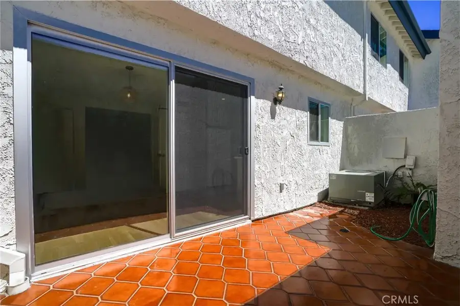 19231 Sherman Way #25, Reseda, CA 91335 - #3