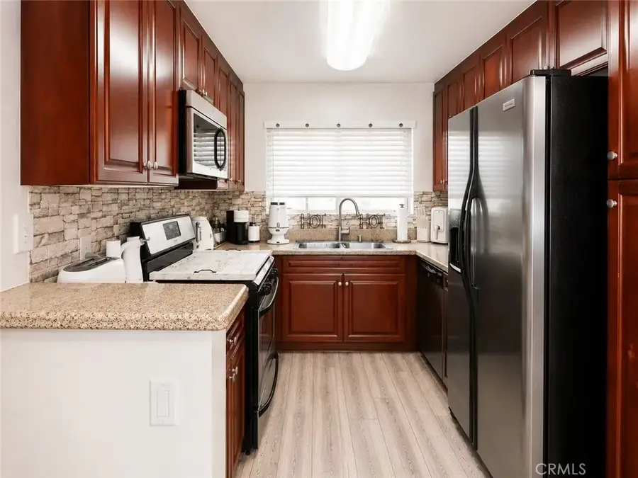 5565 Canoga Avenue #207, Woodland Hills, CA 91367 - #3
