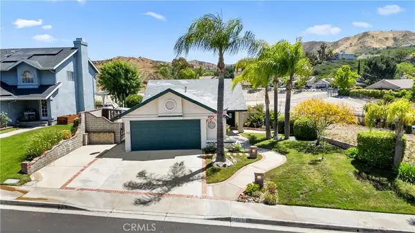 28924 Raintree Lane, Saugus, CA 91390