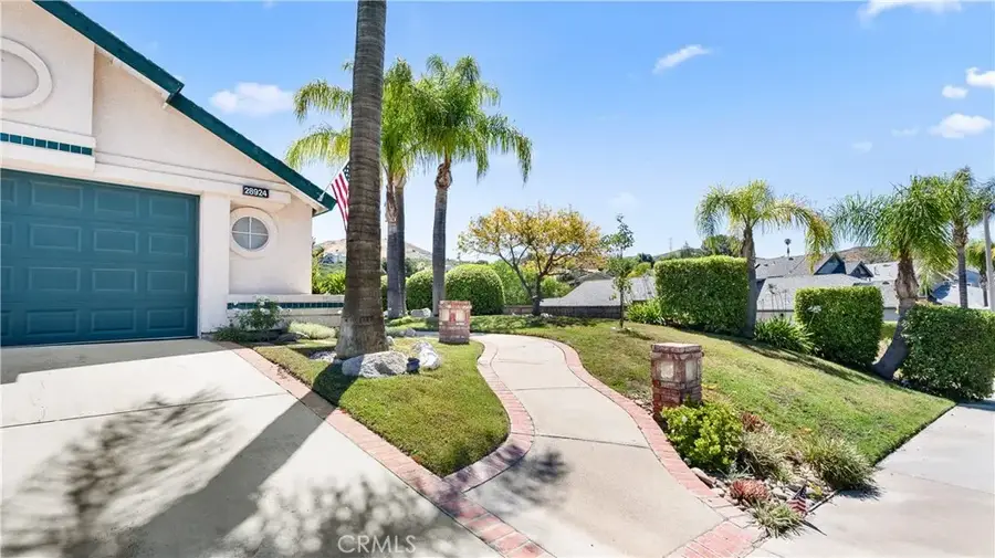 28924 Raintree Lane, Saugus, CA 91390 - #2