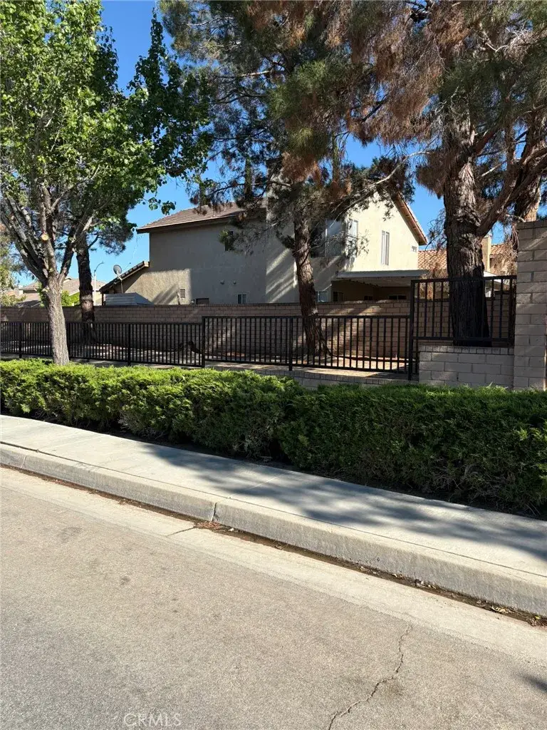 3309 Fairfield Avenue, Palmdale, CA 93550 - #2