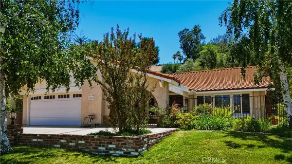 28830 Calabria Drive, Agoura Hills, CA 91301