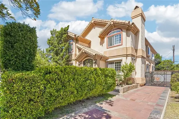 1948 N Catalina Street, Los Angeles, CA 90027