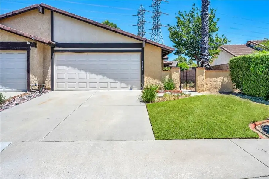 25584 Alicante Drive, Valencia, CA 91355 - #2