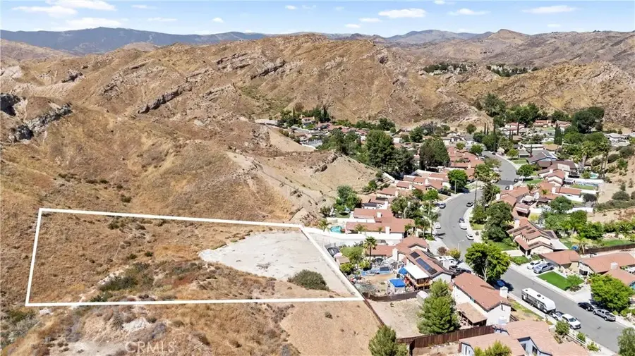 15221 Poppy Meadow, Canyon Country, CA 91387 - #3