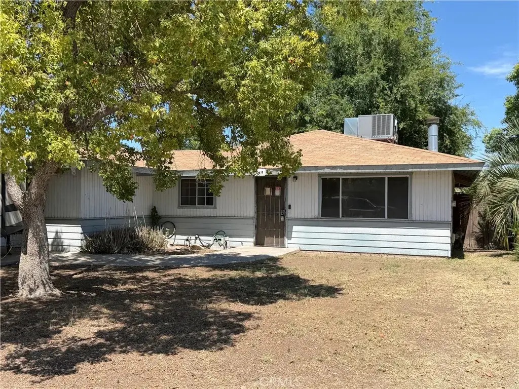 260 Fuller, Shafter, CA 93263 - #1