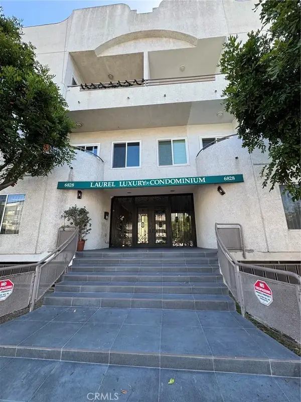 6828 Laurel Canyon Boulevard #211, North Hollywood, CA 91605