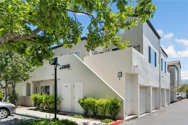 21305 Nandina Lane #201, Newhall, CA 91321