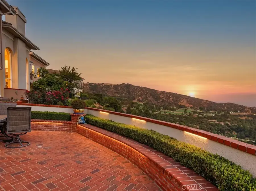 12325 Ridge Circle, Los Angeles, CA 90049 - #3