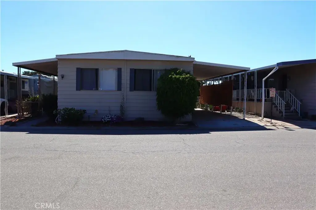 142 Via Rosal, Camarillo, CA 93012 - #1