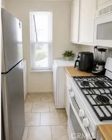 7150 Carlson Circle #24, Canoga Park, CA 91303 - #2