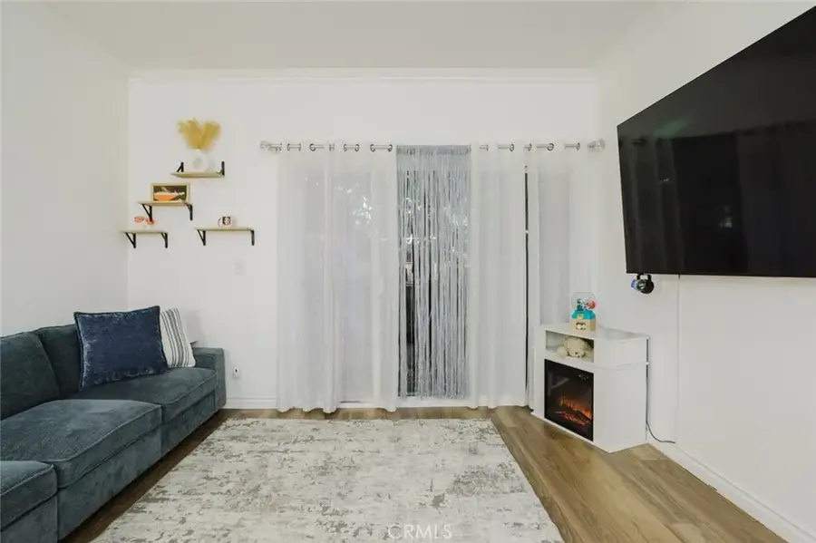 10943 Laurel Canyon #14, San Fernando, CA 91340 - #3