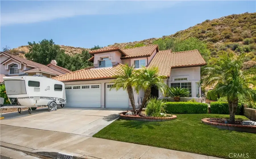28722 Darrow, Saugus, CA 91390 - #2