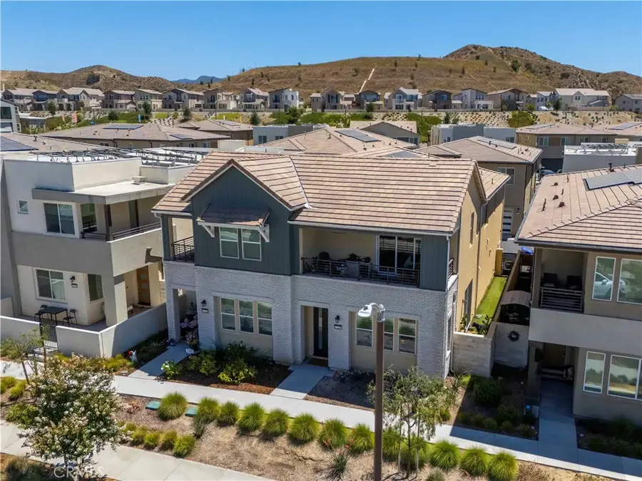 27233 Red Willow Court, Valencia, CA 91381 - #2