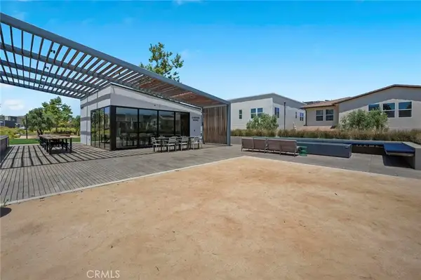 27410 Merlin Place #203, Valencia, CA 91381