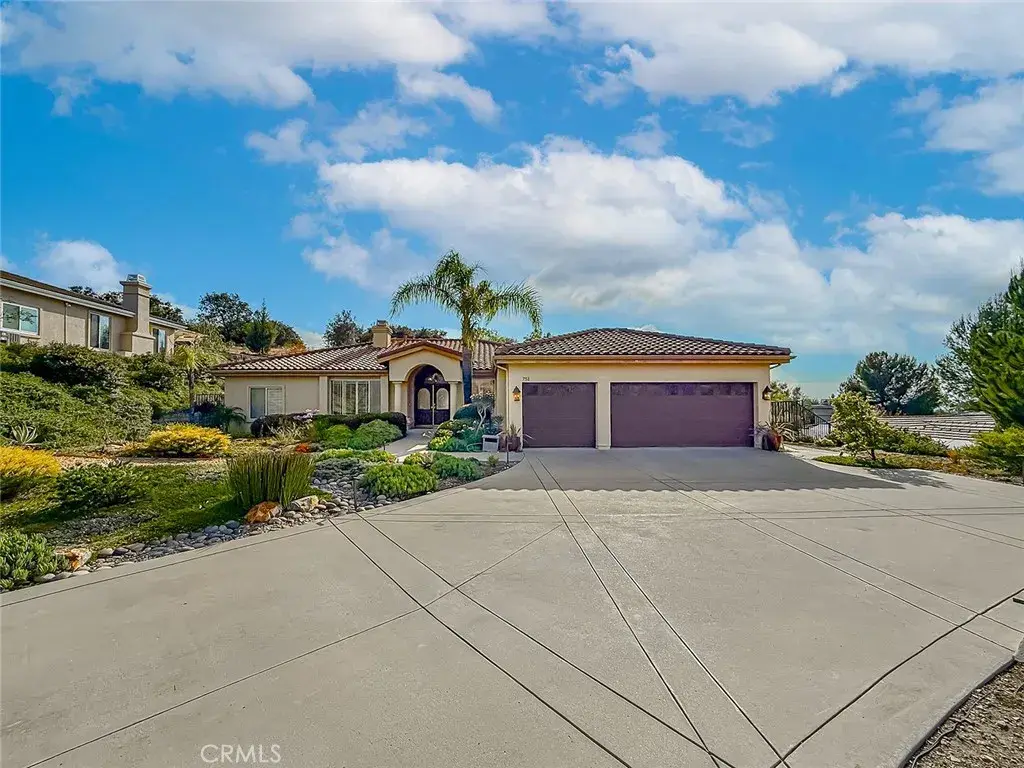 751 Parmenter Court, Thousand Oaks, CA 91362 - #1