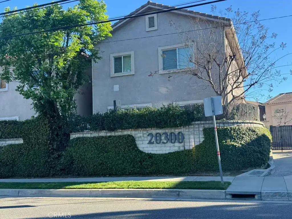 20300 Vanowen Street #29, Winnetka, CA 91306 - #1