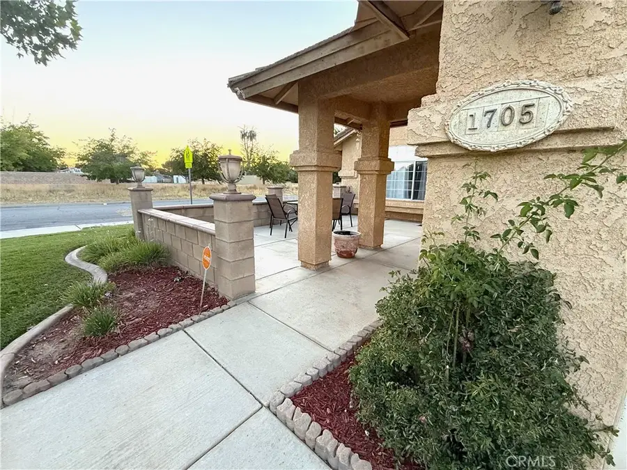 1705 Lightcap Street, Lancaster, CA 93535 - #3
