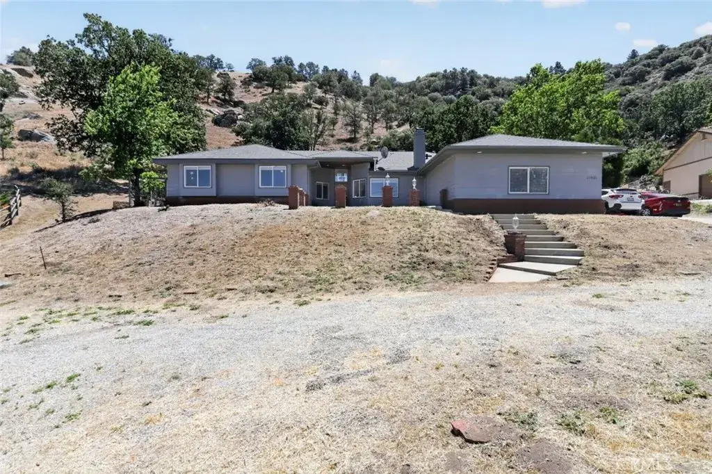 29560 Butterfield, Tehachapi, CA 93561 - #1