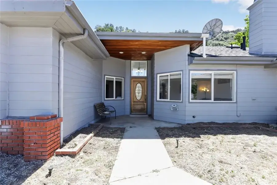 29560 Butterfield, Tehachapi, CA 93561 - #3