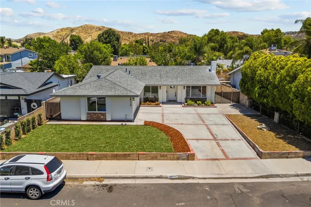 28116 Oaklar, Saugus, CA 91350 - #1