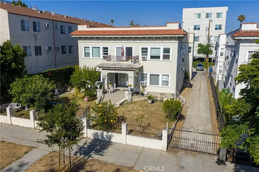 548 N Kenmore, Los Angeles, CA 90004 - #3