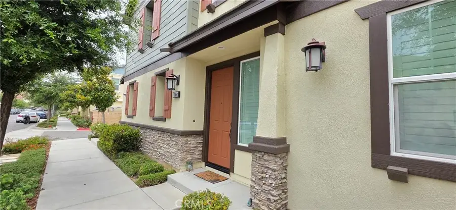 22041 Barrington Way, Saugus, CA 91350 - #2