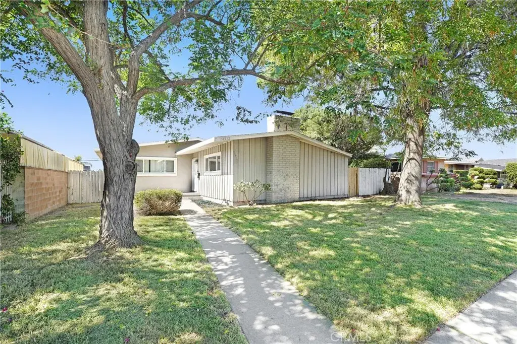 14912 Chatsworth, Mission Hills, CA 91345 - #1