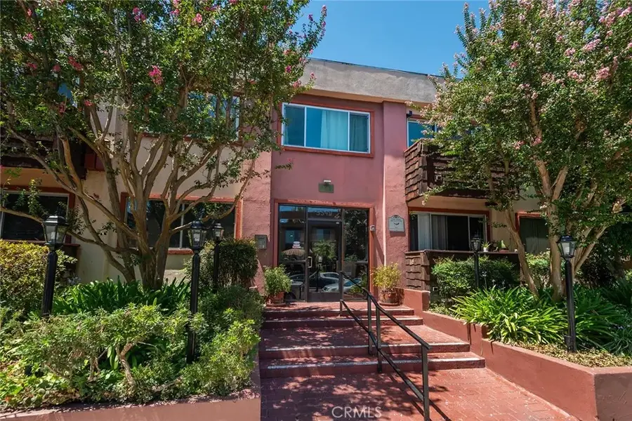 5349 Newcastle #20, Encino, CA 91316 - #2