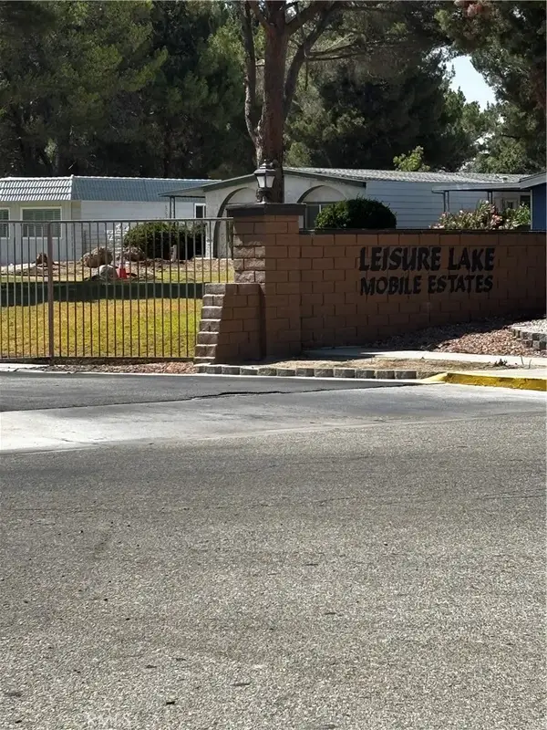 48303 20th Street West #130, Lancaster, CA 93534