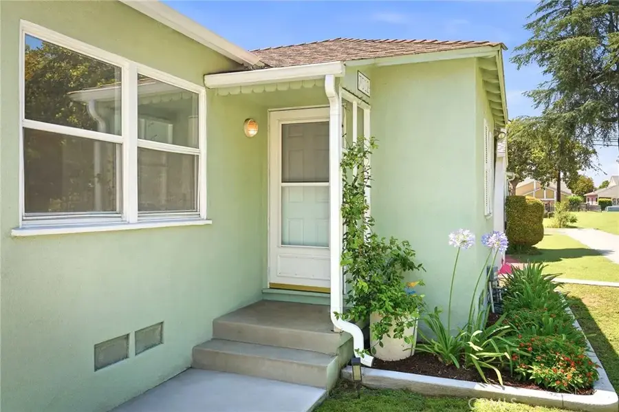 7012 Natick Avenue, Van Nuys, CA 91405 - #2