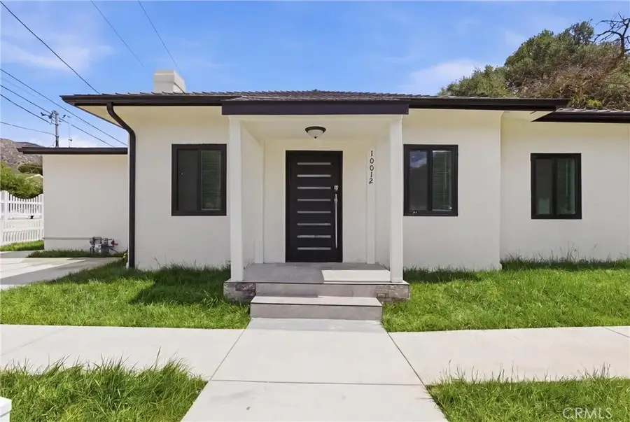 10012 Plainview Avenue, Tujunga, CA 91042 - #2